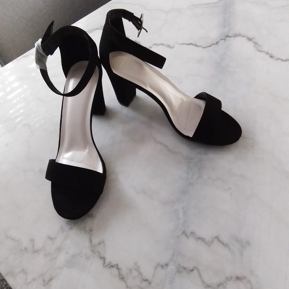 DB Studio Heels With Ankle Straps.   NWT